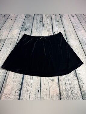 GAP Black Velvet Skater Mini Skirt Bow Detail Whimsigoth Y2K Size Medium Petites